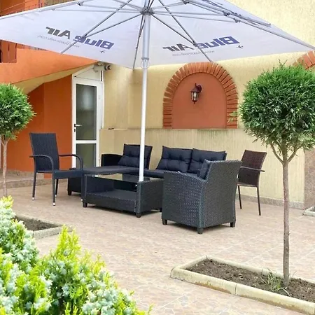 Apartament 3 Isabel Constanta
